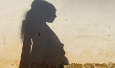 மனைவியின் தங்கையை பிரித்து மேயும் யாழ்ப்பாண டொக்டர்!