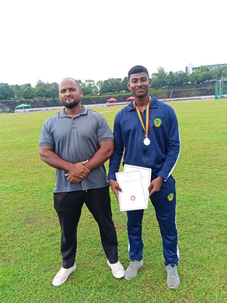 மூதூர் அல்-ஹம்றா வித்தியாலய மாணவன் தட்டு எறிதல் போட்டியில் தேசிய ரீதியில் இரண்டாமிடம்..!